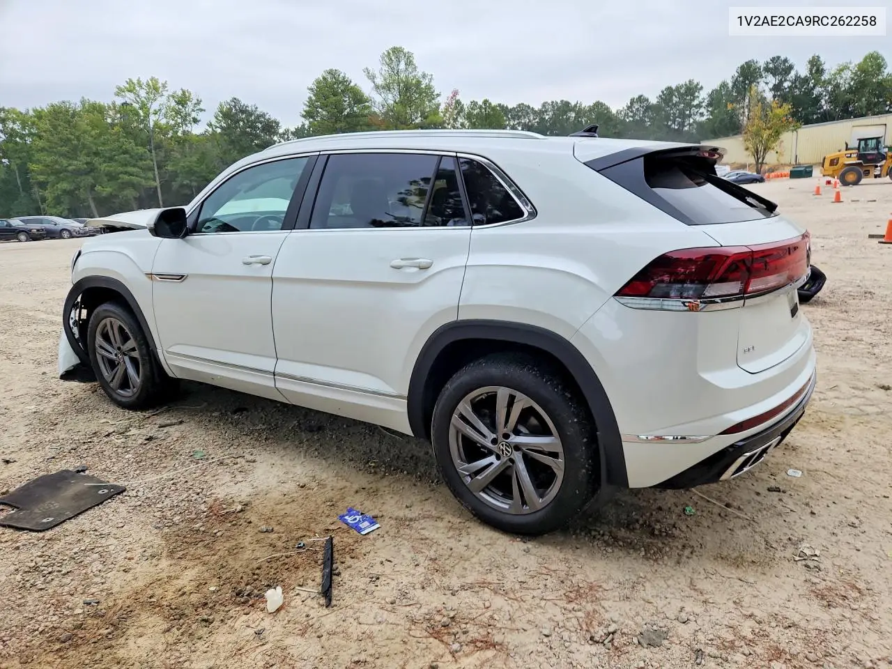 2024 VOLKSWAGEN ATLAS CROSS SPORT VIN 1V2AE2CA9RC262258 — фото 2