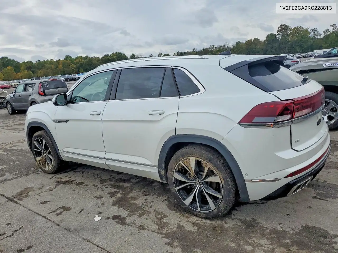 2024 VOLKSWAGEN ATLAS CROSS SPORT VIN 1V2FE2CA9RC228813 — фото 2