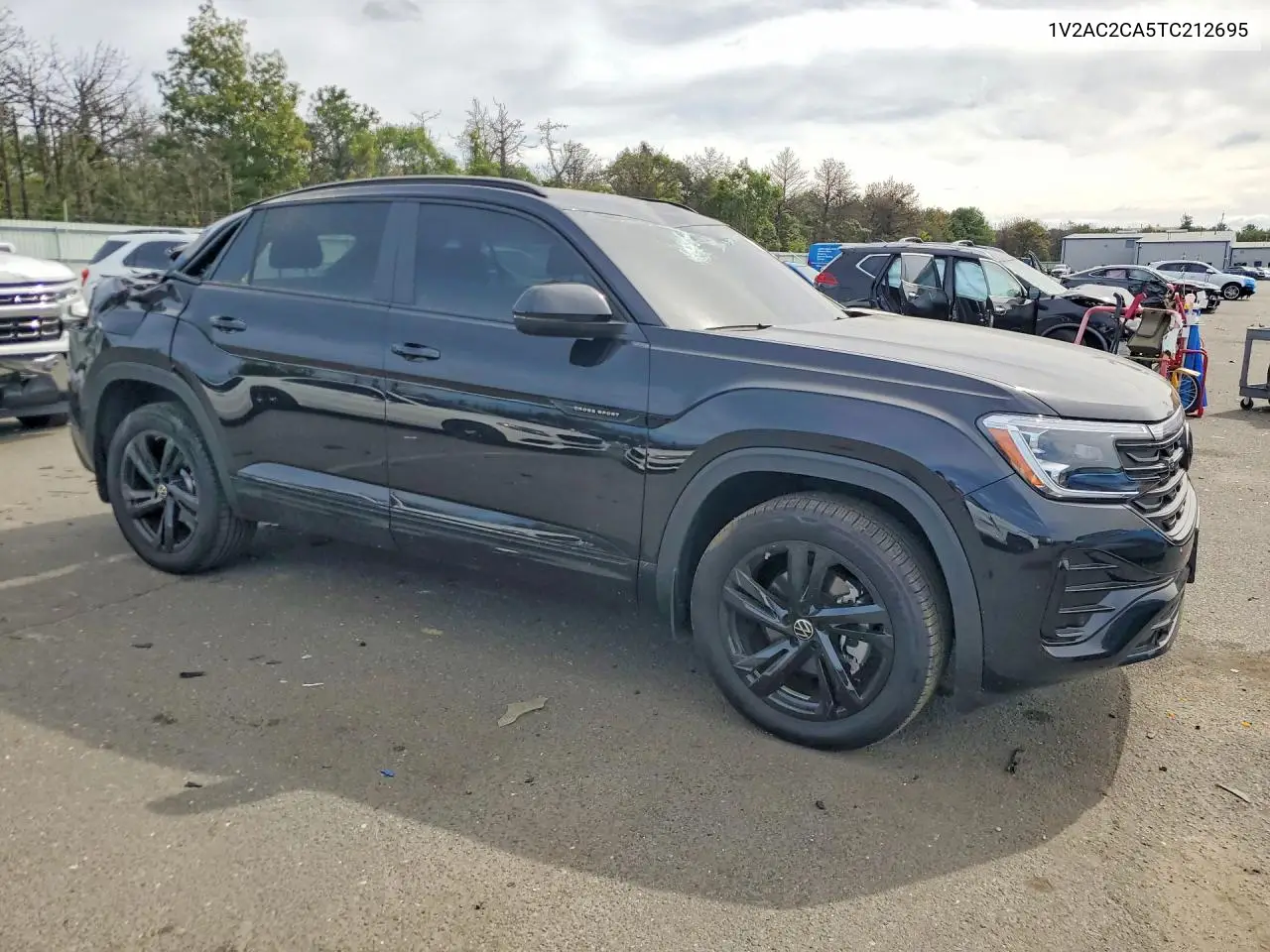 2026 VOLKSWAGEN ATLAS CROSS SPORT VIN 1V2AC2CA5TC212695 — фото 4