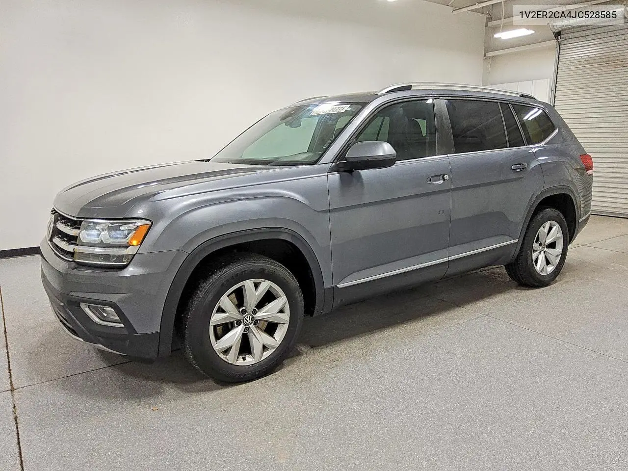 VOLKSWAGEN ATLAS 2018, VIN 1V2ER2CA4JC528585