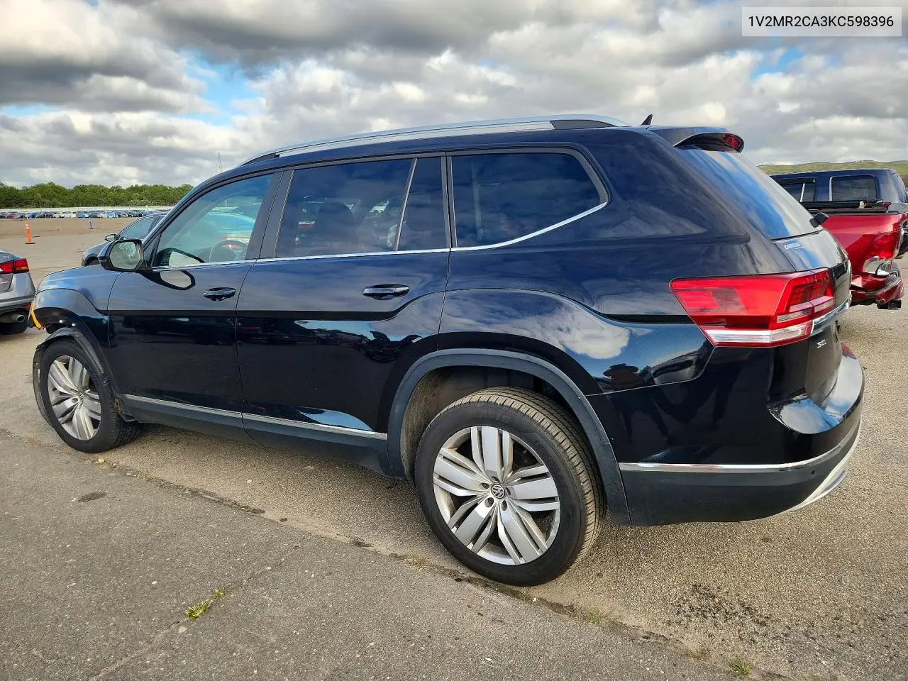 2019 VOLKSWAGEN ATLAS VIN 1V2MR2CA3KC598396 — фото 2