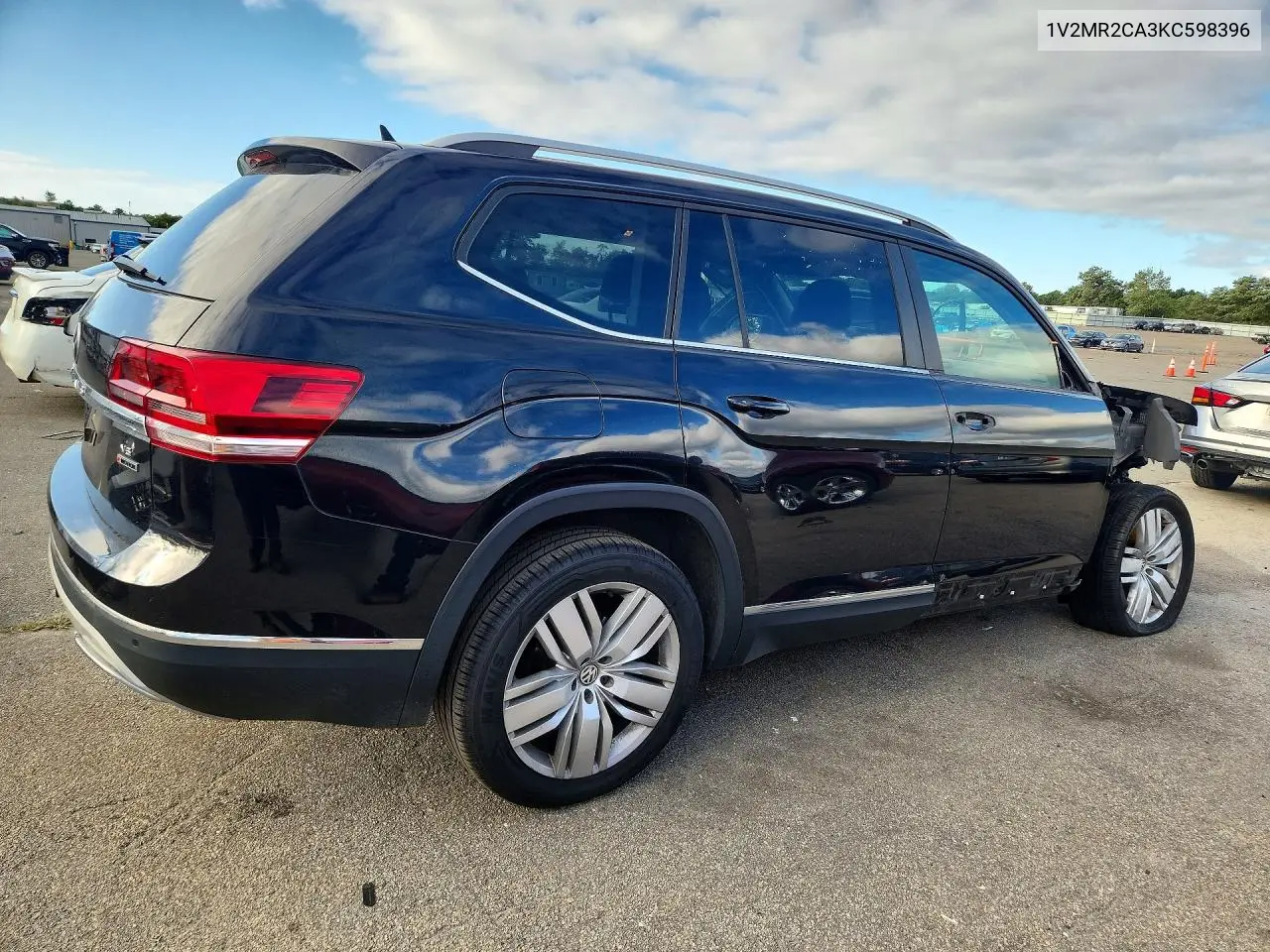 2019 VOLKSWAGEN ATLAS VIN 1V2MR2CA3KC598396 — фото 3