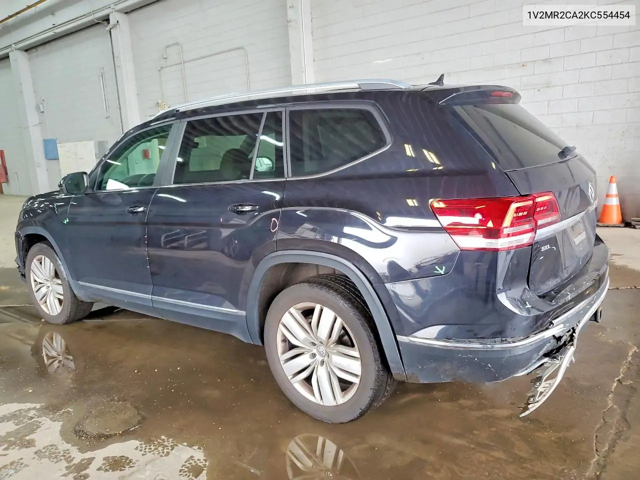 2019 VOLKSWAGEN ATLAS VIN 1V2MR2CA2KC554454 — фото 2