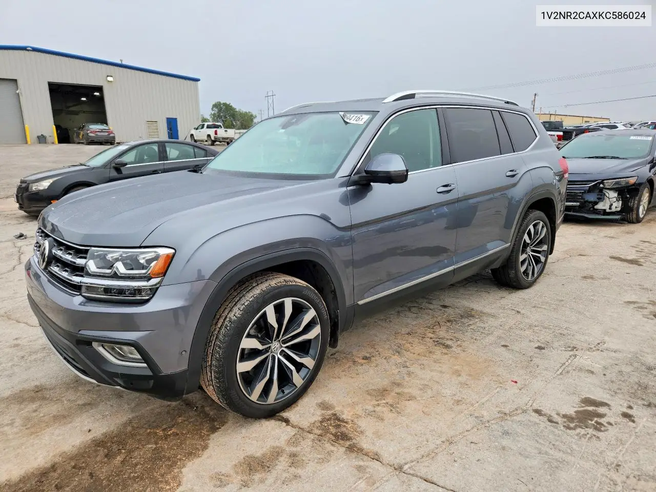 VOLKSWAGEN ATLAS 2019, VIN 1V2NR2CAXKC586024