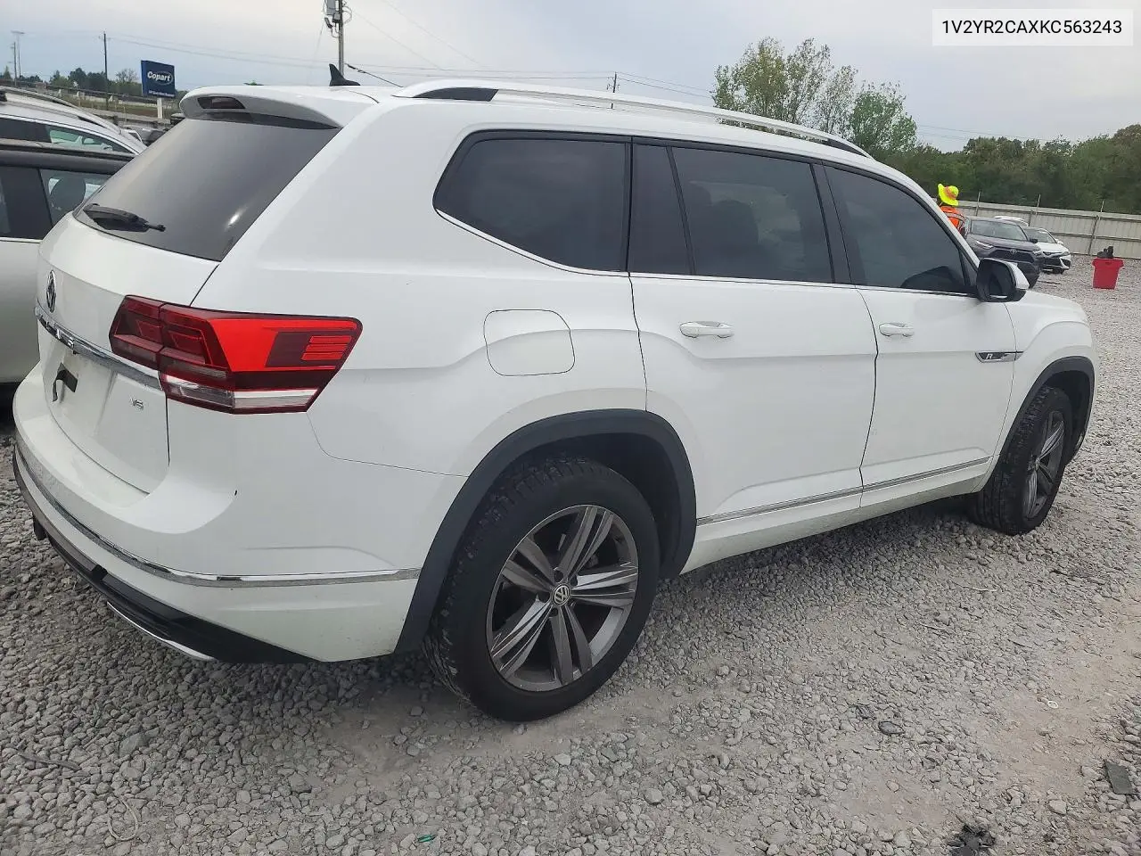 2019 VOLKSWAGEN ATLAS VIN 1V2YR2CAXKC563243 — фото 3