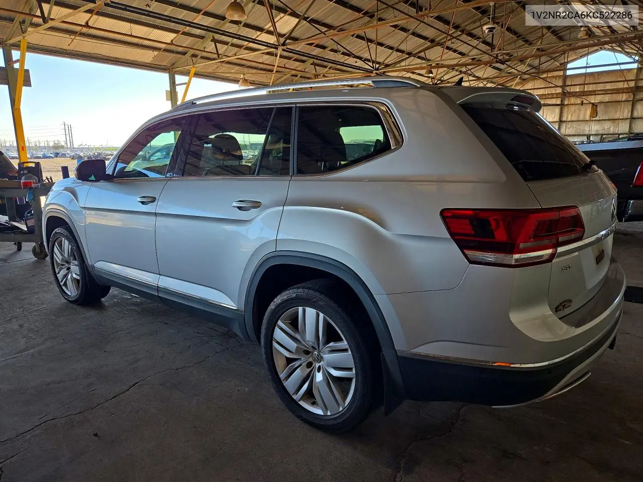 2019 VOLKSWAGEN ATLAS VIN 1V2NR2CA6KC522286 — фото 2