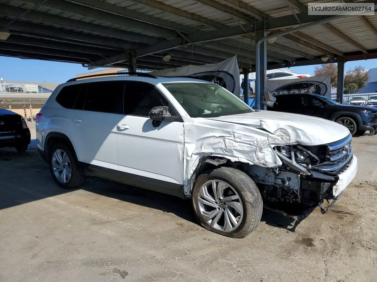 2021 VOLKSWAGEN ATLAS VIN 1V2JR2CA6MC602754 — фото 4
