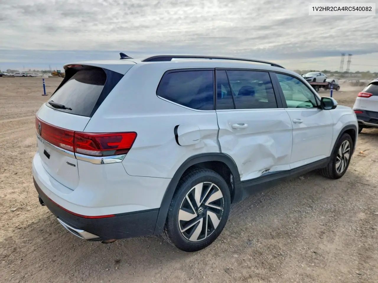 2024 VOLKSWAGEN ATLAS VIN 1V2HR2CA4RC540082 — фото 3