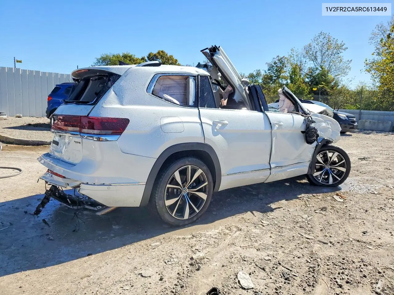 2024 VOLKSWAGEN ATLAS VIN 1V2FR2CA5RC613449 — фото 3