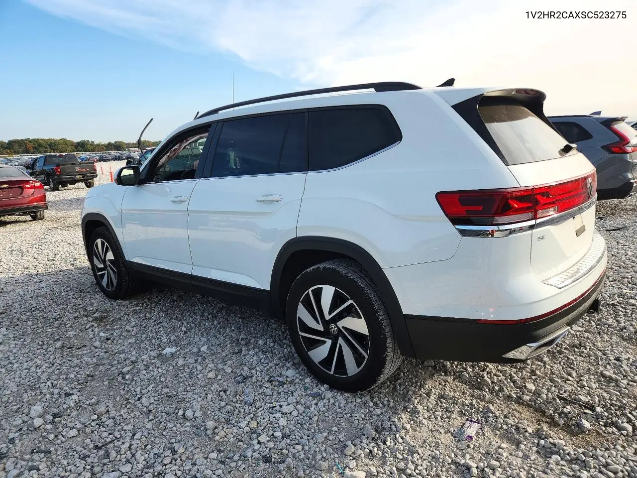 2025 VOLKSWAGEN ATLAS VIN 1V2HR2CAXSC523275 — фото 2