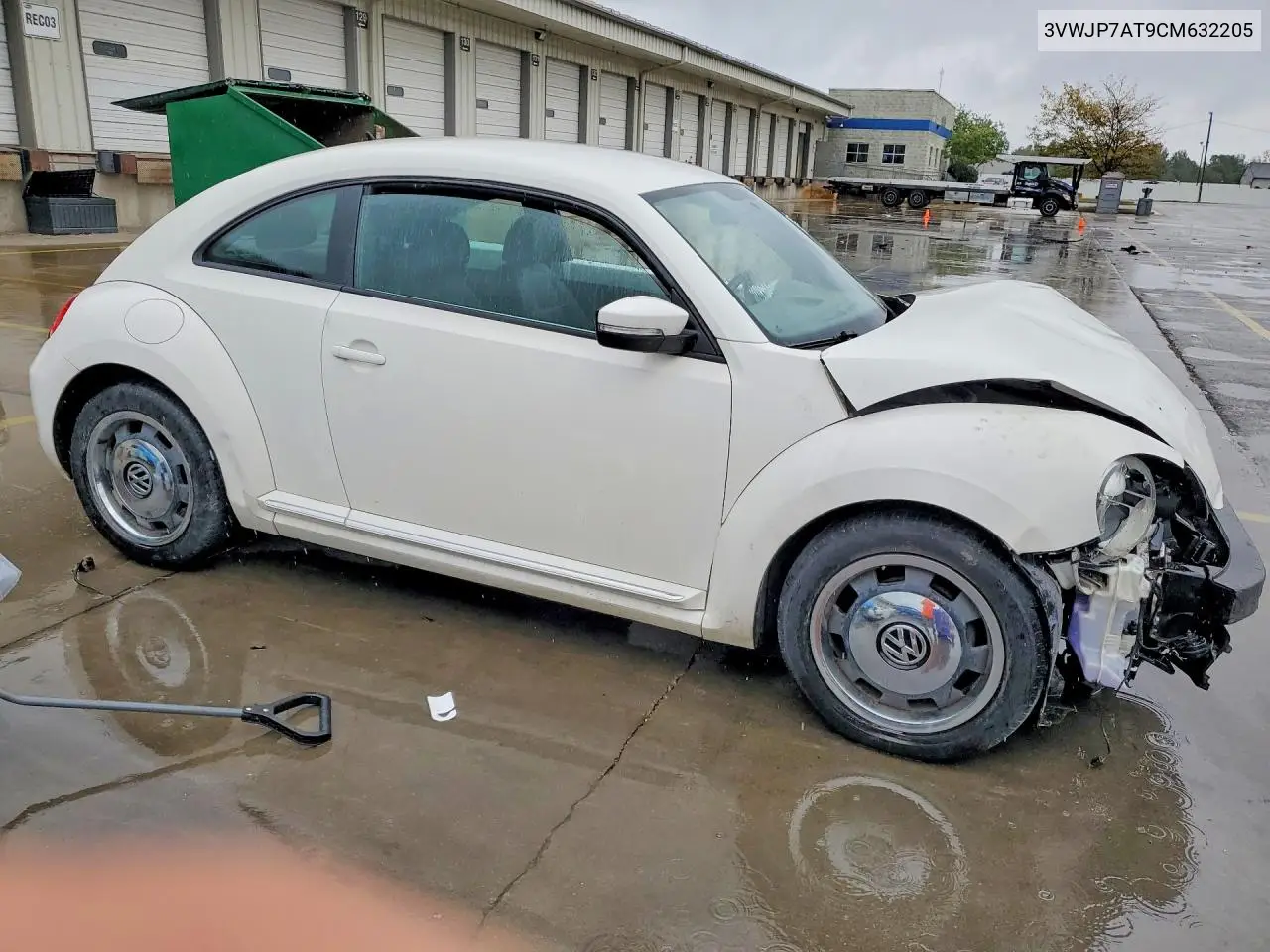 2012 VOLKSWAGEN BEETLE VIN 3VWJP7AT9CM632205 — фото 4