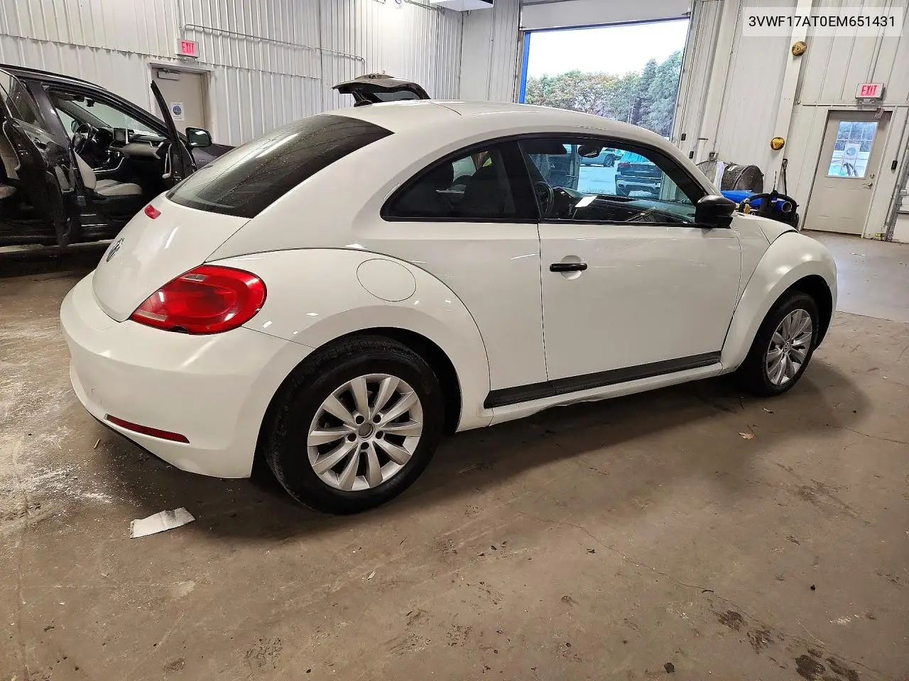 2014 VOLKSWAGEN BEETLE VIN 3VWF17AT0EM651431 — фото 3