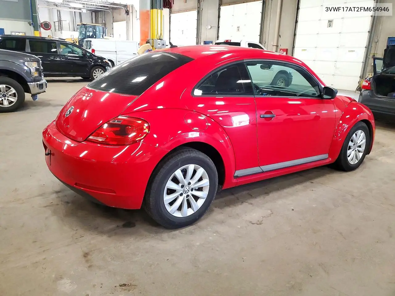 2015 VOLKSWAGEN BEETLE VIN 3VWF17AT2FM654946 — фото 3