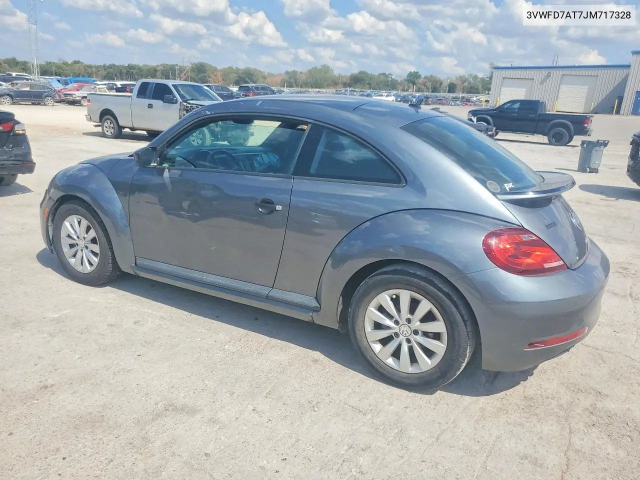 2018 VOLKSWAGEN BEETLE VIN 3VWFD7AT7JM717328 — фото 2