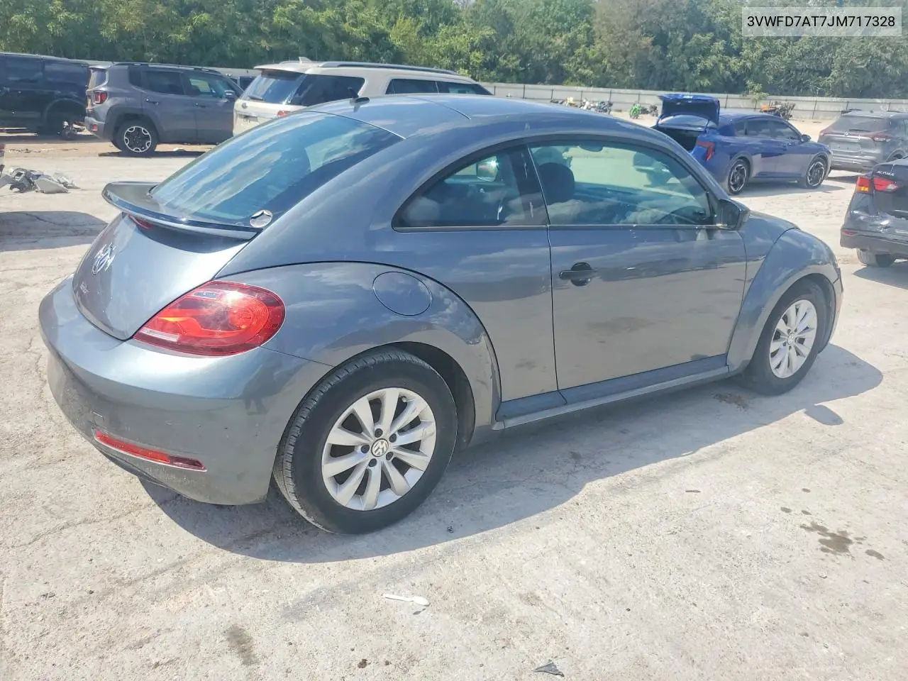 2018 VOLKSWAGEN BEETLE VIN 3VWFD7AT7JM717328 — фото 3