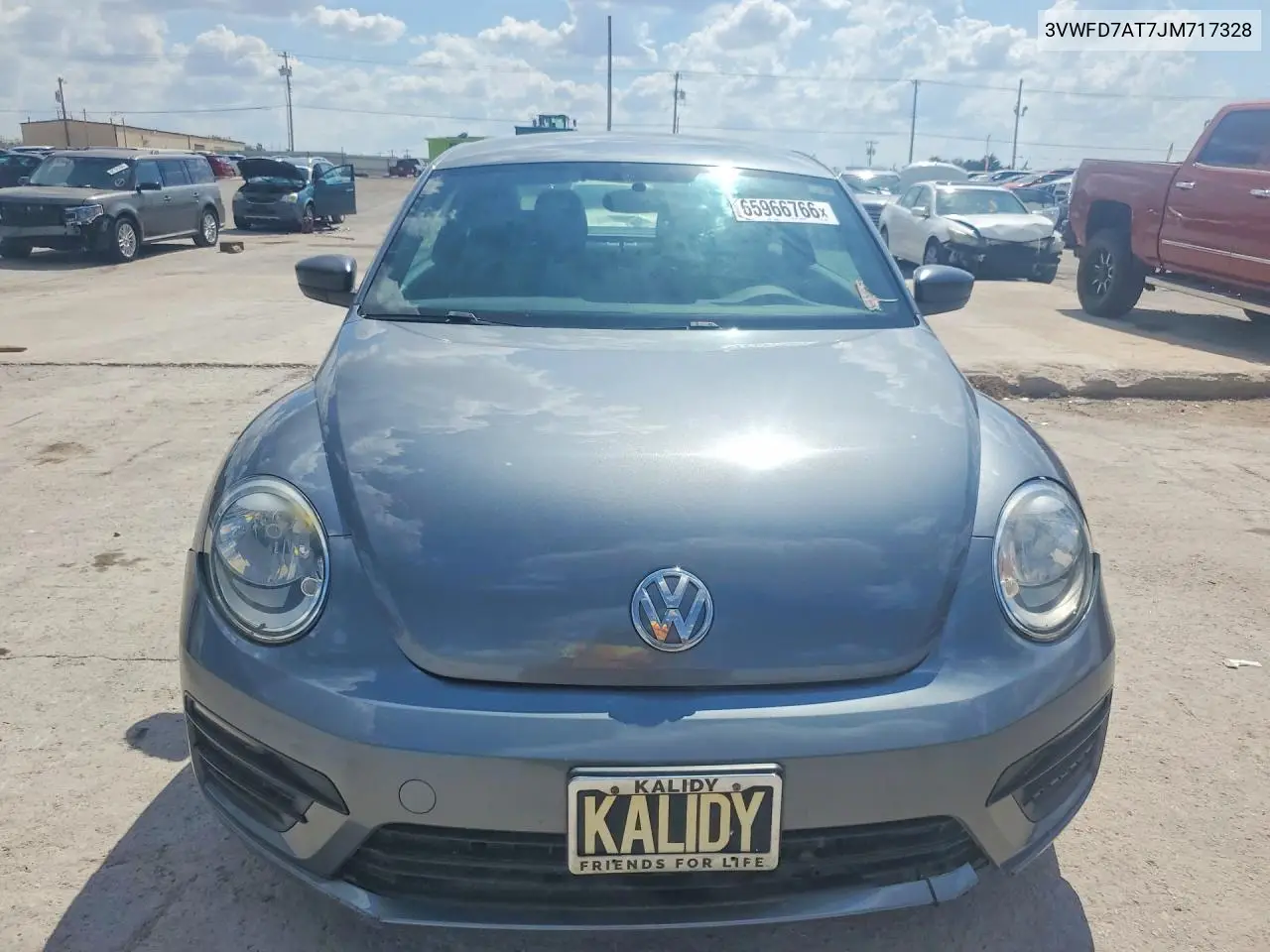 2018 VOLKSWAGEN BEETLE VIN 3VWFD7AT7JM717328 — фото 5