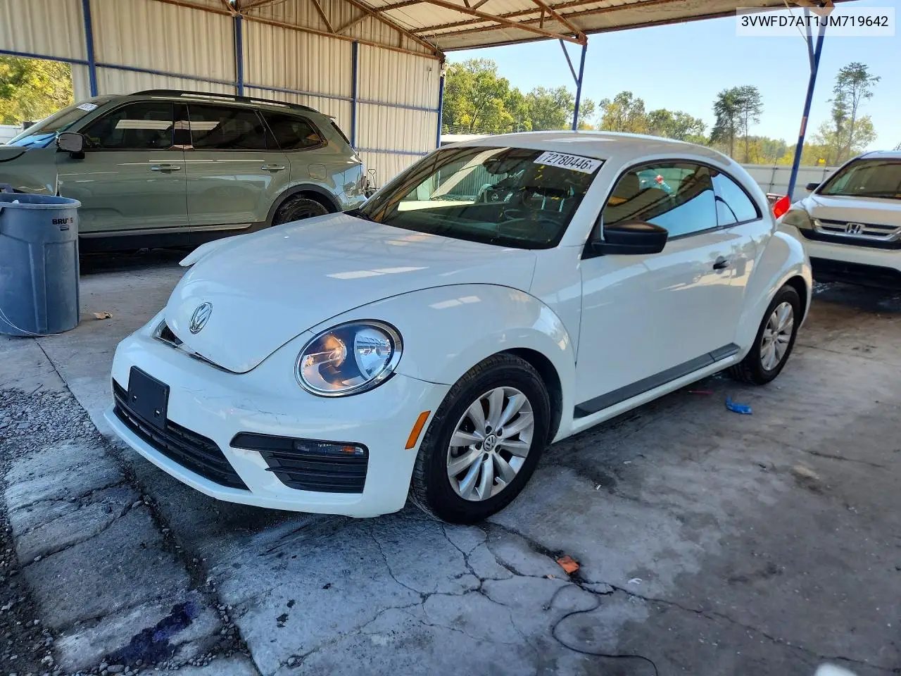 VOLKSWAGEN BEETLE 2018, VIN 3VWFD7AT1JM719642
