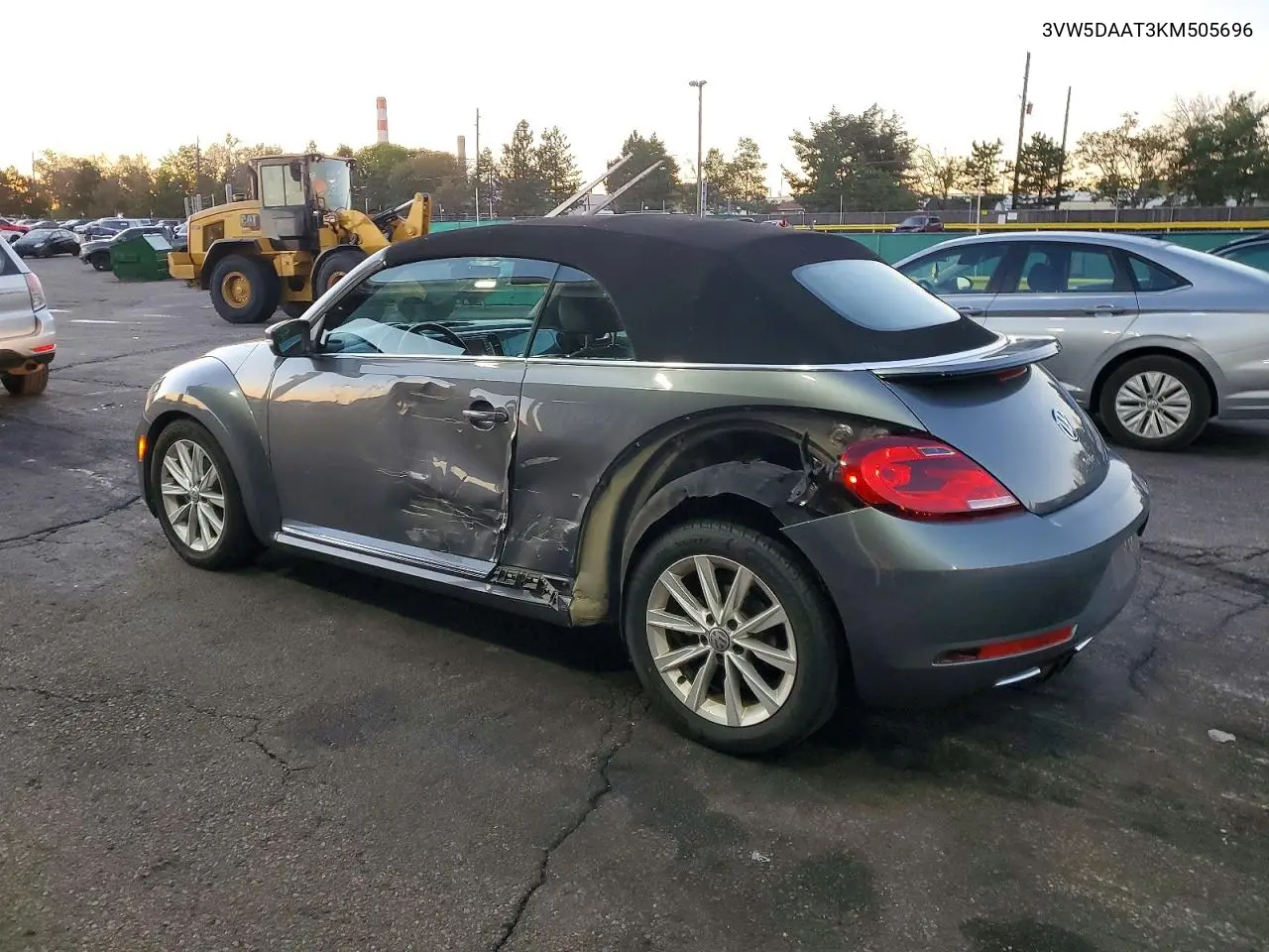 2019 VOLKSWAGEN BEETLE VIN 3VW5DAAT3KM505696 — фото 2
