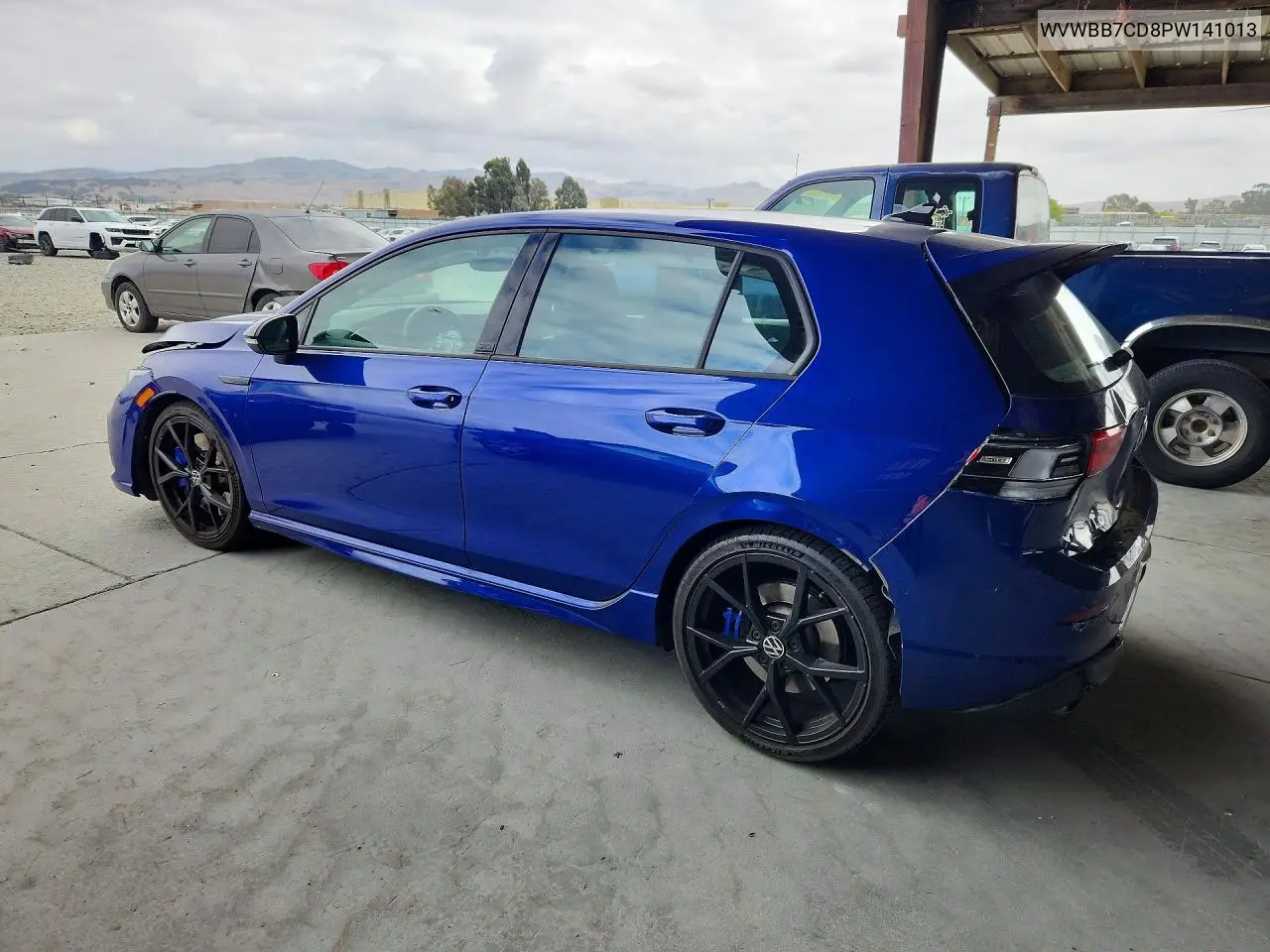 2023 VOLKSWAGEN GOLF R VIN WVWBB7CD8PW141013 — фото 2