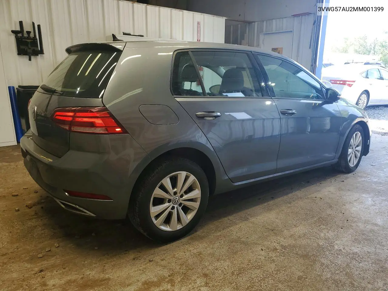  Golf