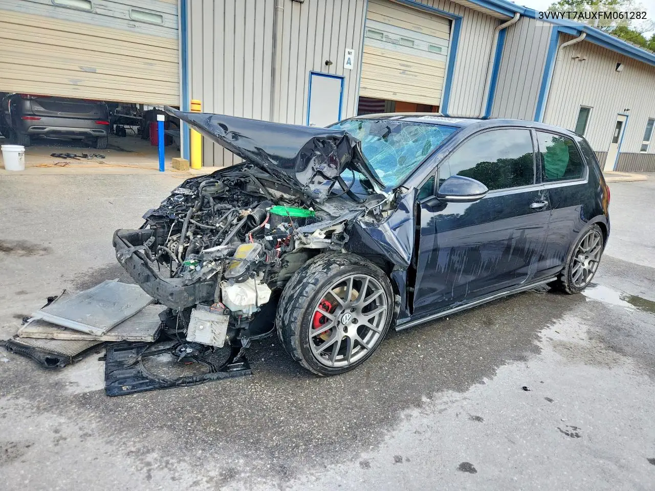 VOLKSWAGEN GTI 2015, VIN 3VWYT7AUXFM061282