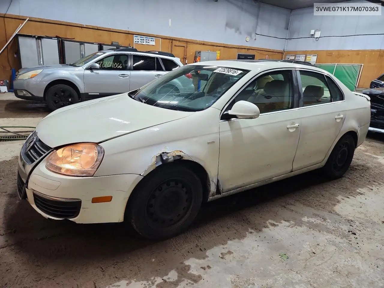 VOLKSWAGEN JETTA 2007, VIN 3VWEG71K17M070363