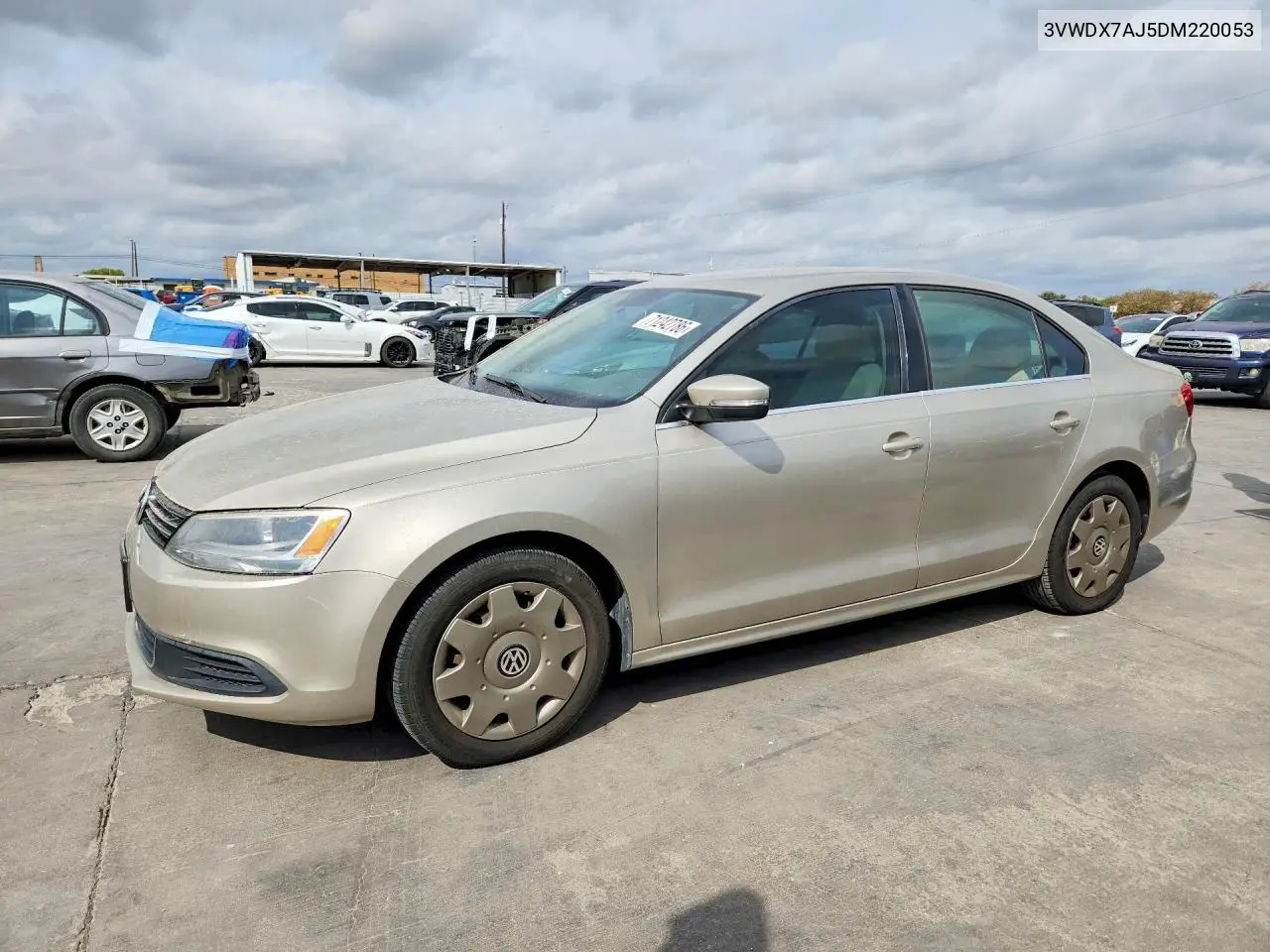 VOLKSWAGEN JETTA 2013, VIN 3VWDX7AJ5DM220053