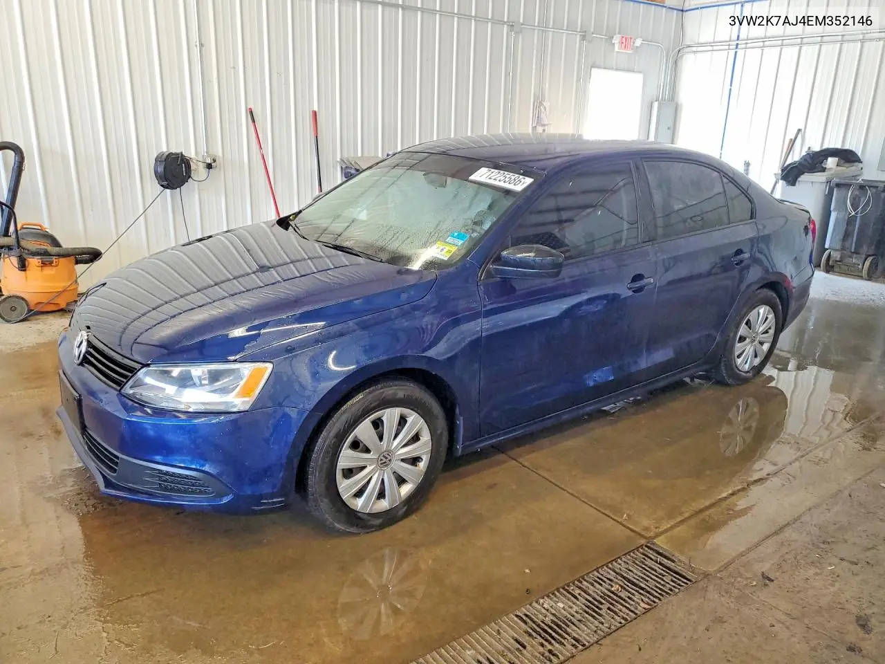 VOLKSWAGEN JETTA 2014, VIN 3VW2K7AJ4EM352146