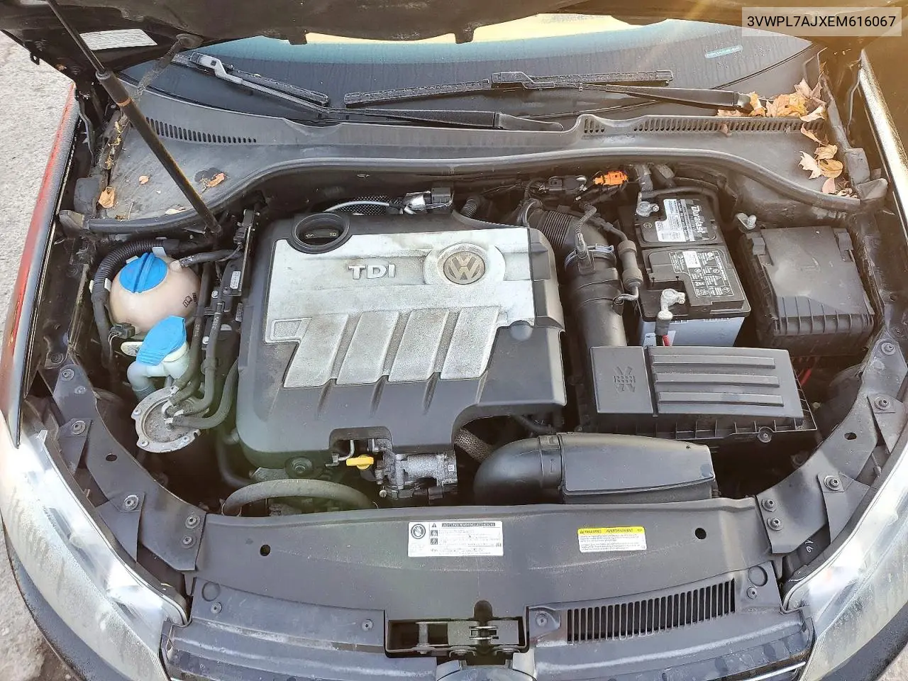 VOLKSWAGEN JETTA 2014, VIN 3VWPL7AJXEM616067