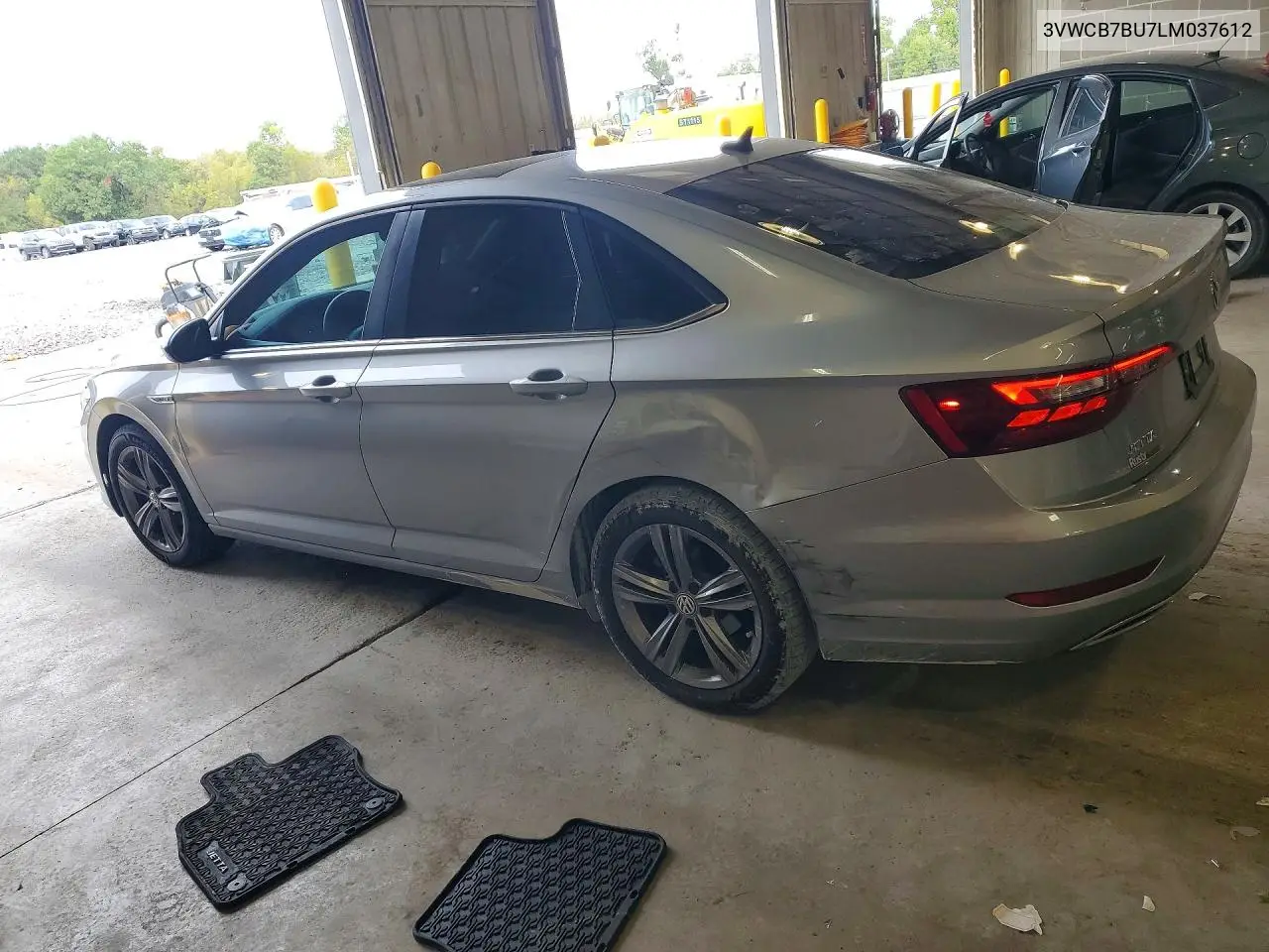 2020 VOLKSWAGEN JETTA VIN 3VWCB7BU7LM037612 — фото 2