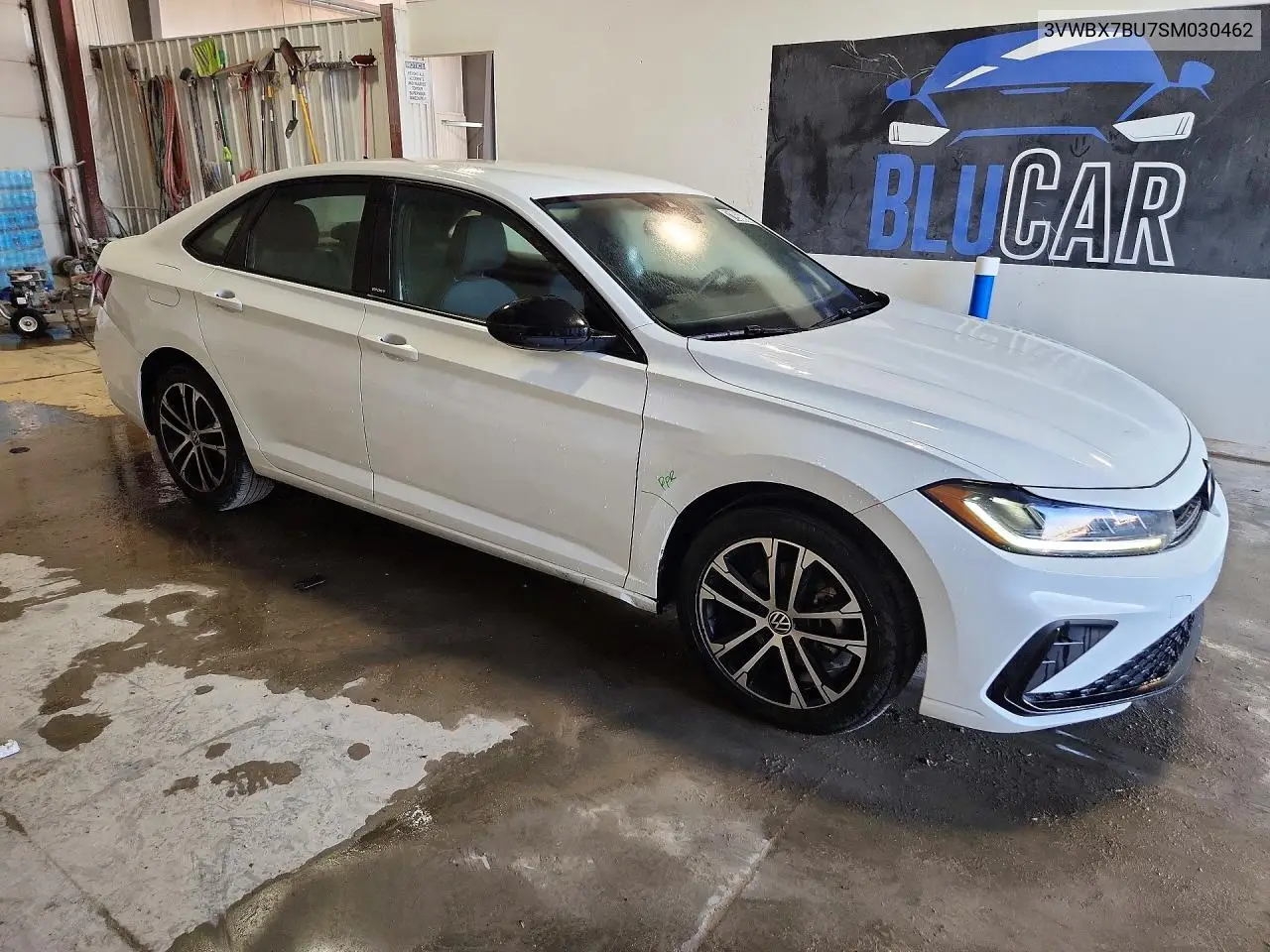 2025 VOLKSWAGEN JETTA VIN 3VWBX7BU7SM030462 — фото 4