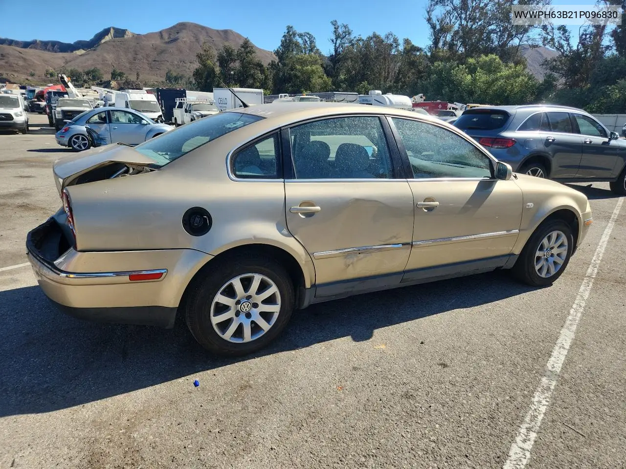 2001 VOLKSWAGEN PASSAT VIN WVWPH63B21P096830 — фото 3