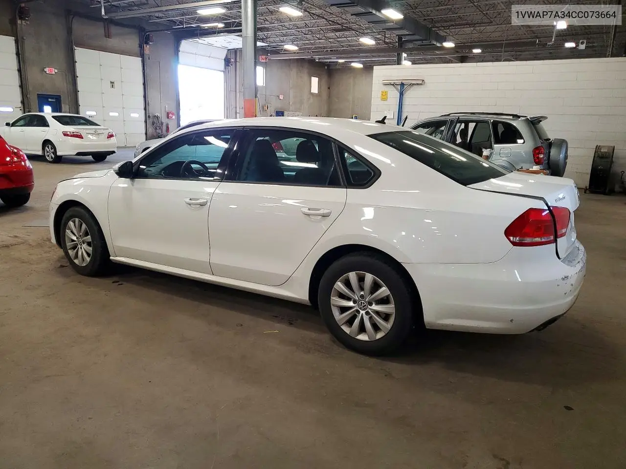 2012 VOLKSWAGEN PASSAT VIN 1VWAP7A34CC073664 — фото 2