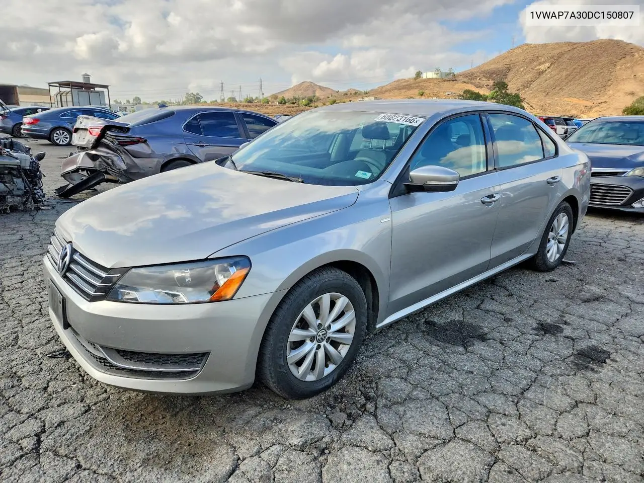 VOLKSWAGEN PASSAT 2013, VIN 1VWAP7A30DC150807