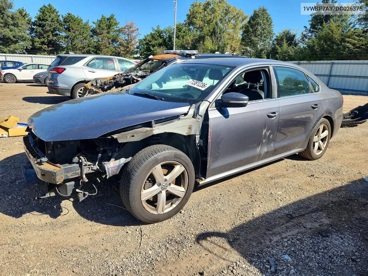 VOLKSWAGEN PASSAT 2013, VIN 1VWBP7A37DC026375