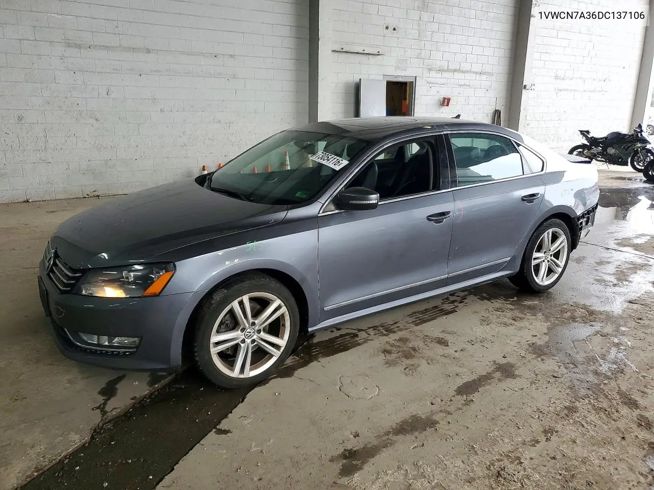 VOLKSWAGEN PASSAT 2013, VIN 1VWCN7A36DC137106
