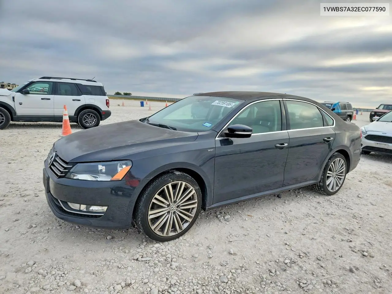 VOLKSWAGEN PASSAT 2014, VIN 1VWBS7A32EC077590