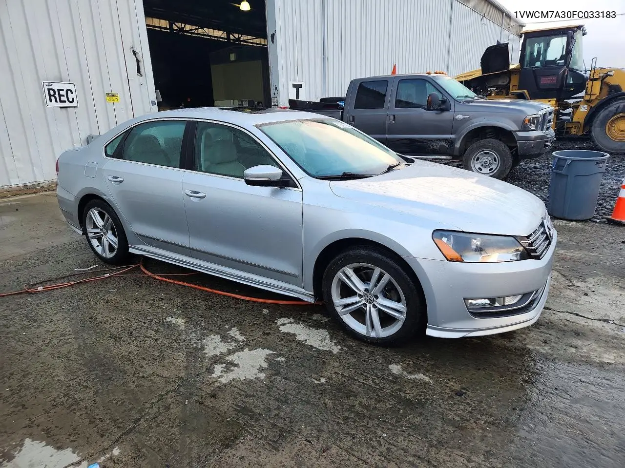 2015 VOLKSWAGEN PASSAT VIN 1VWCM7A30FC033183 — фото 4