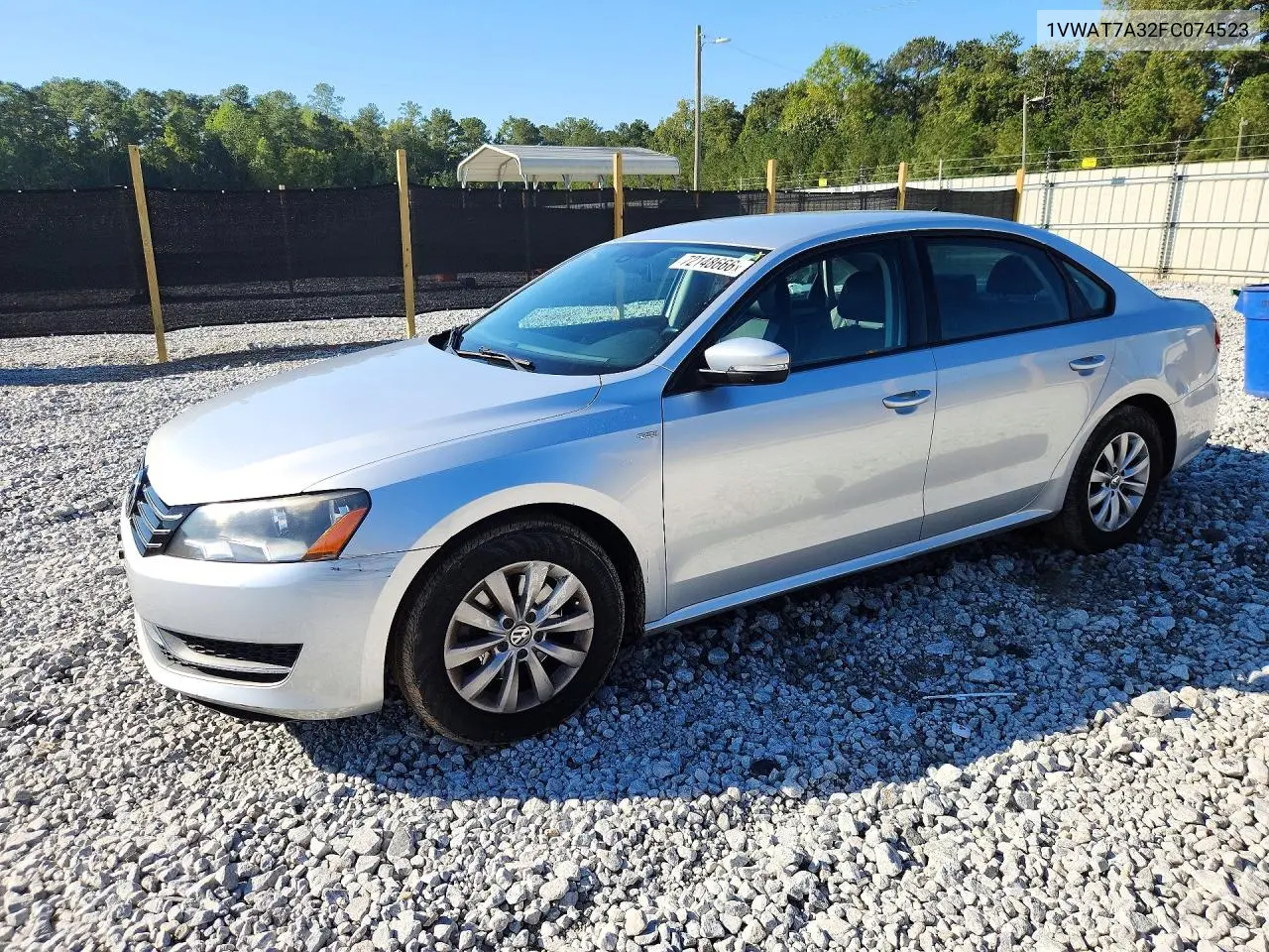 VOLKSWAGEN PASSAT 2015, VIN 1VWAT7A32FC074523