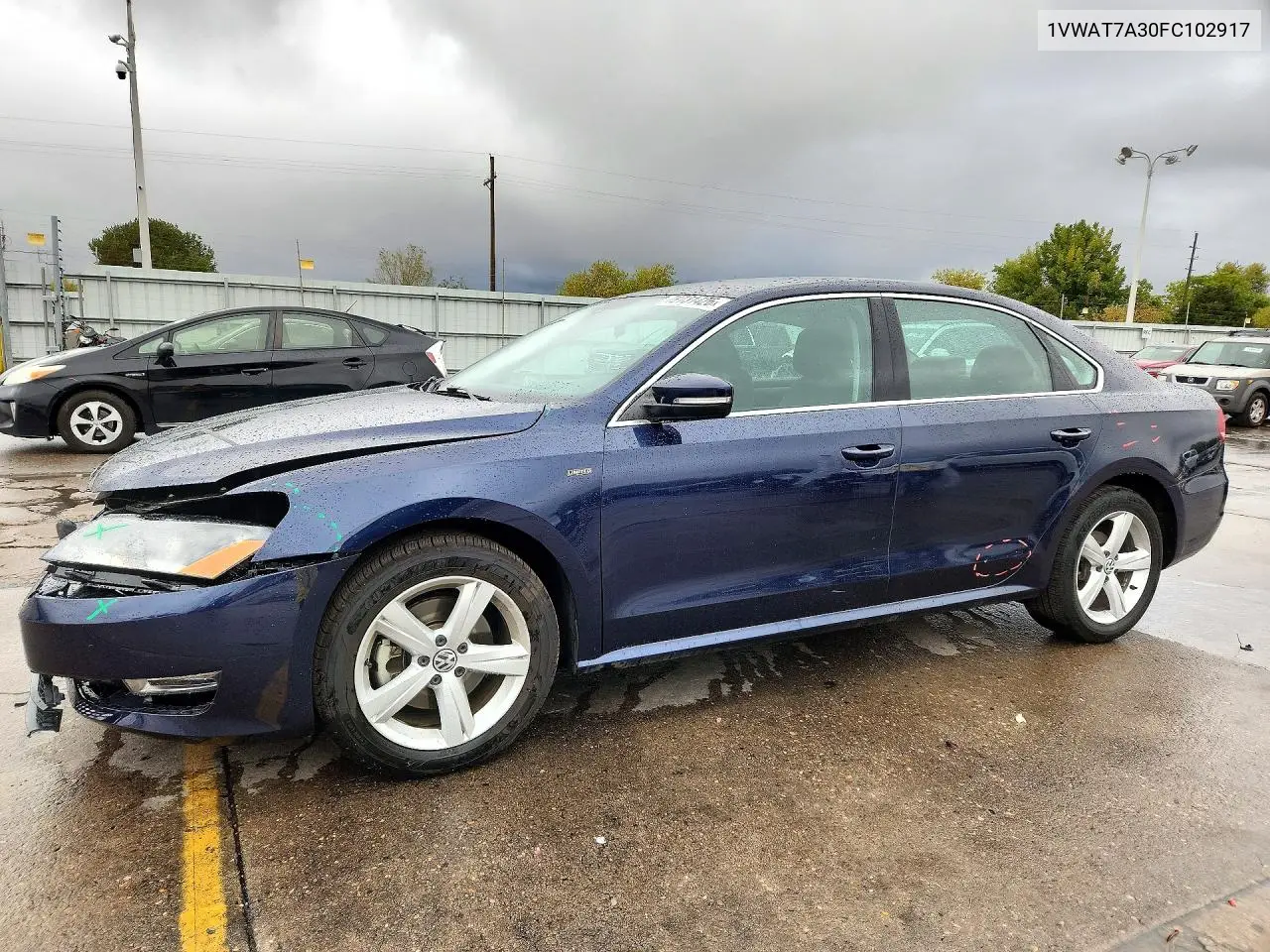 VOLKSWAGEN PASSAT 2015, VIN 1VWAT7A30FC102917