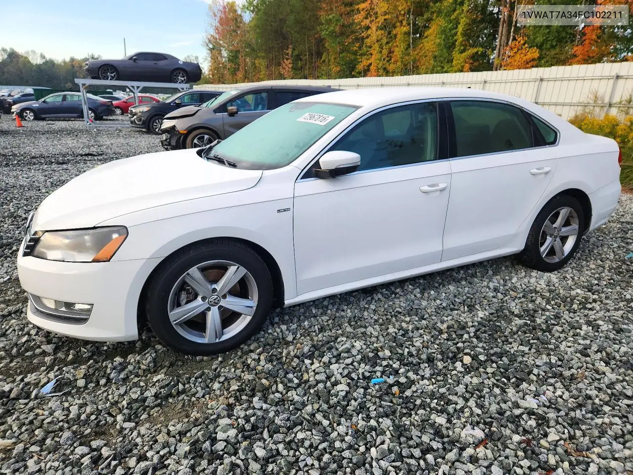 VOLKSWAGEN PASSAT 2015, VIN 1VWAT7A34FC102211