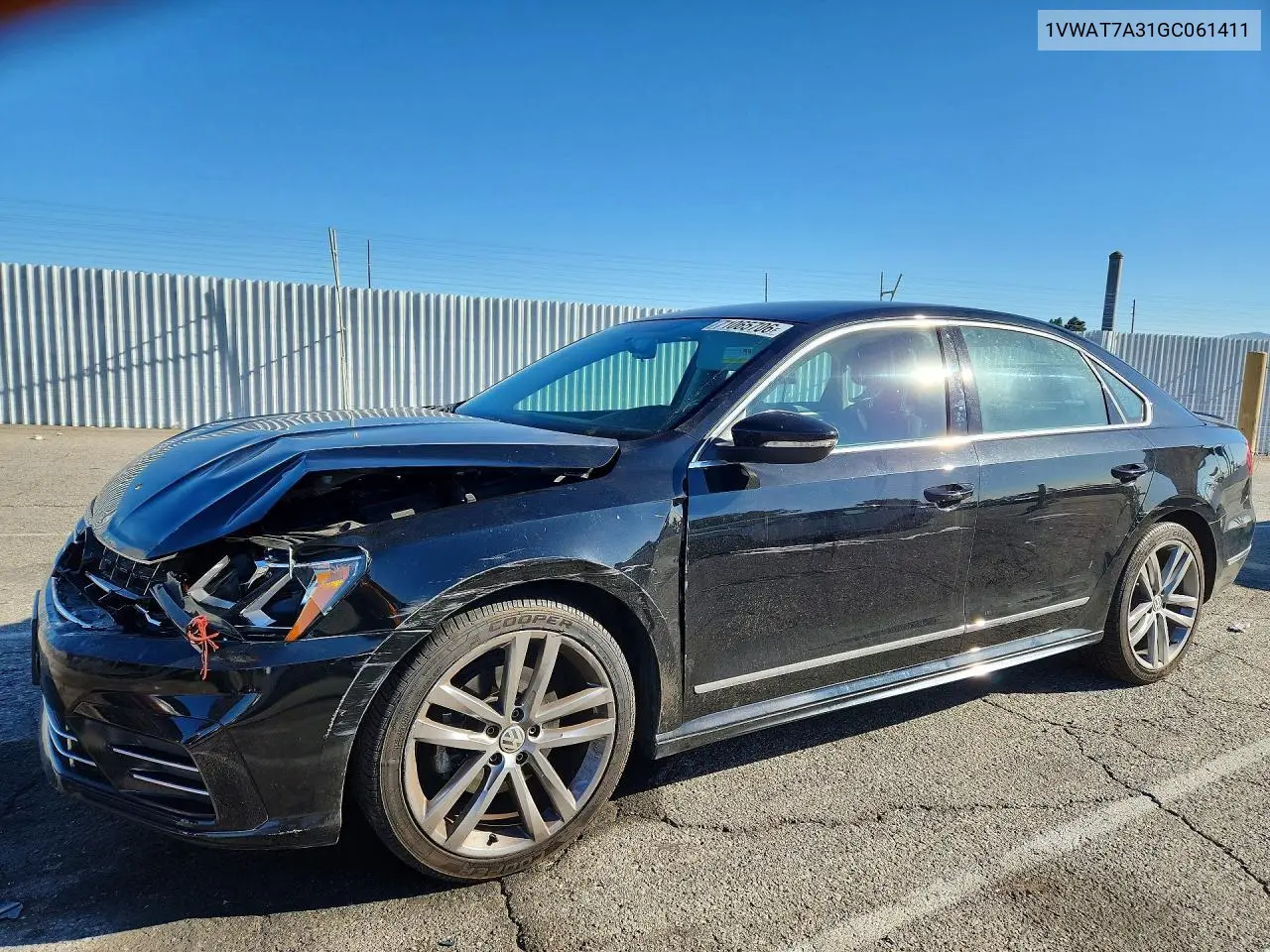 VOLKSWAGEN PASSAT 2016, VIN 1VWAT7A31GC061411