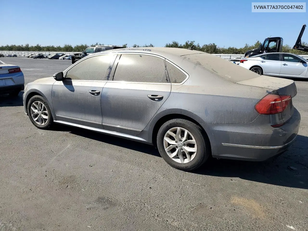 2016 VOLKSWAGEN PASSAT VIN 1VWAT7A37GC047402 — фото 2