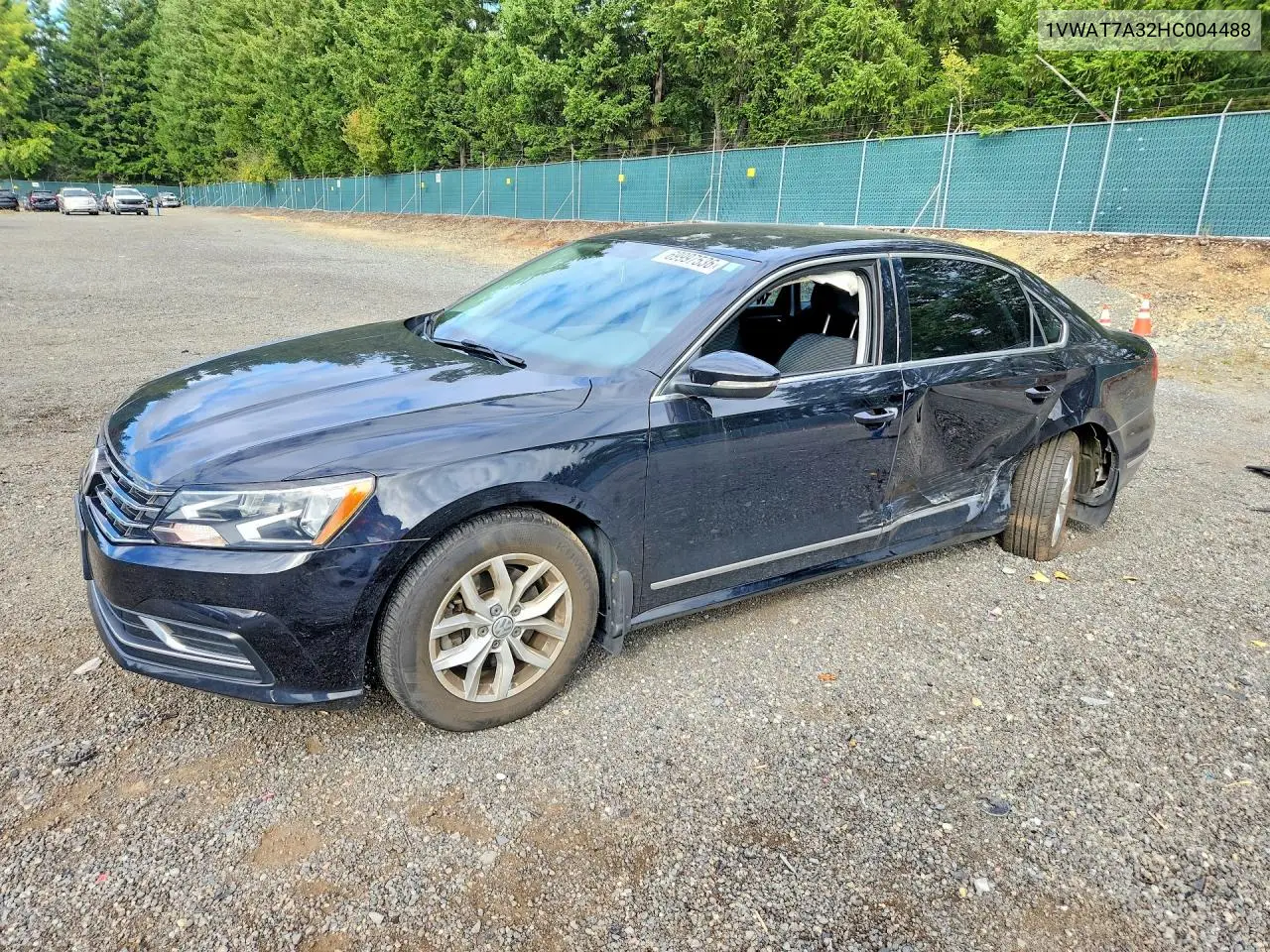 VOLKSWAGEN PASSAT 2017, VIN 1VWAT7A3XHC008448
