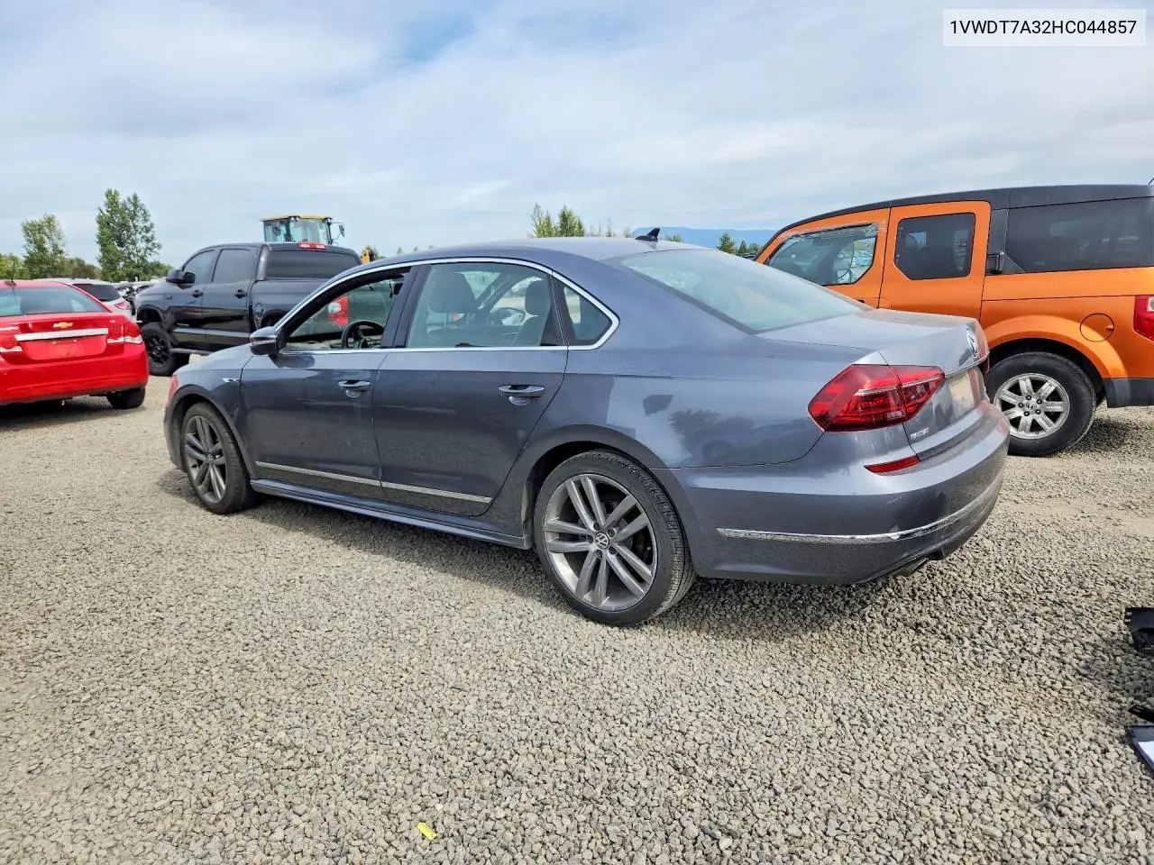 2017 VOLKSWAGEN PASSAT VIN 1VWDT7A32HC044857 — фото 2