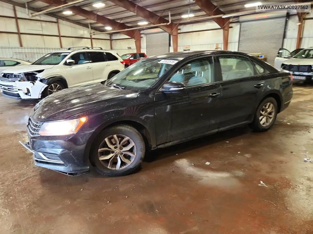 VOLKSWAGEN PASSAT 2018, VIN 1VWAA7A3XJC027562