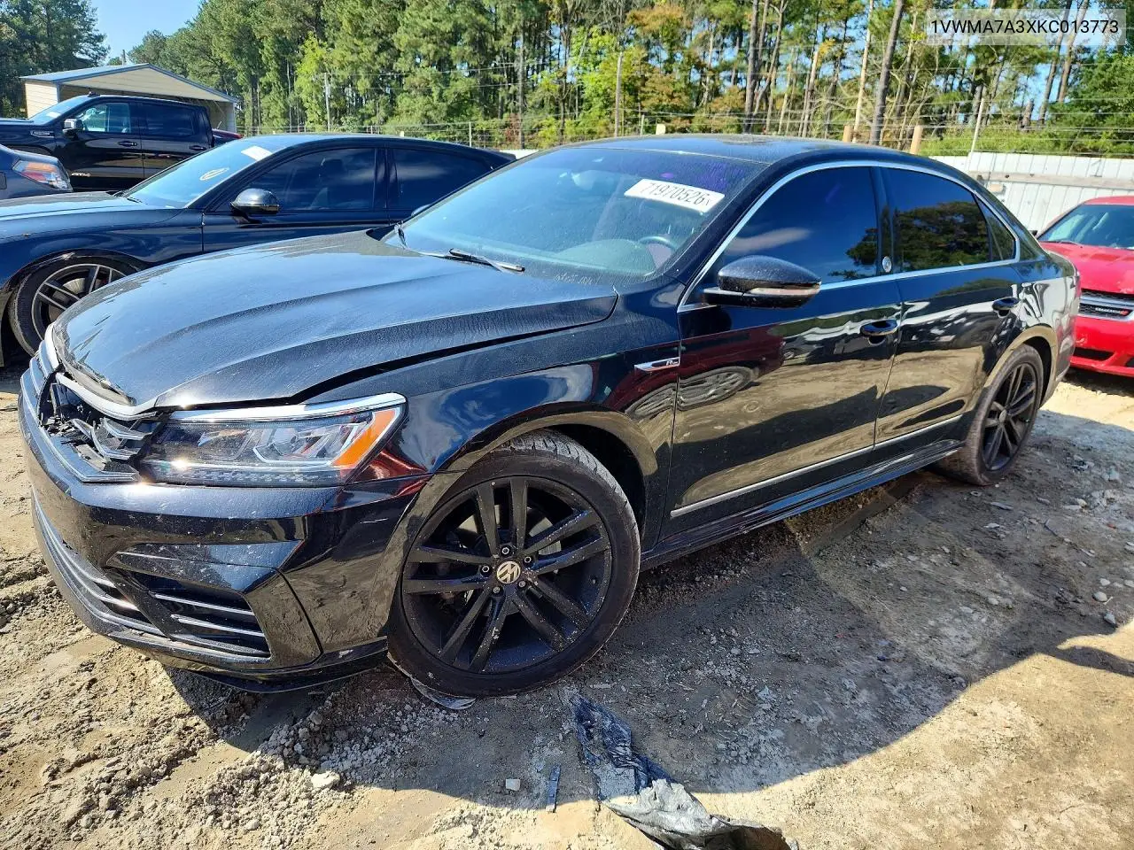 VOLKSWAGEN PASSAT 2019, VIN 1VWMA7A3XKC013773