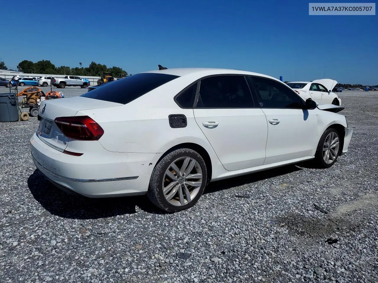 2019 VOLKSWAGEN PASSAT VIN 1VWLA7A37KC005707 — фото 3