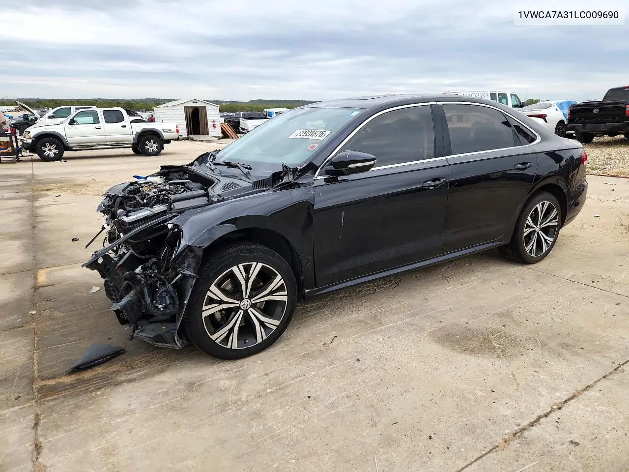 VOLKSWAGEN PASSAT 2020, VIN 1VWCA7A31LC009690