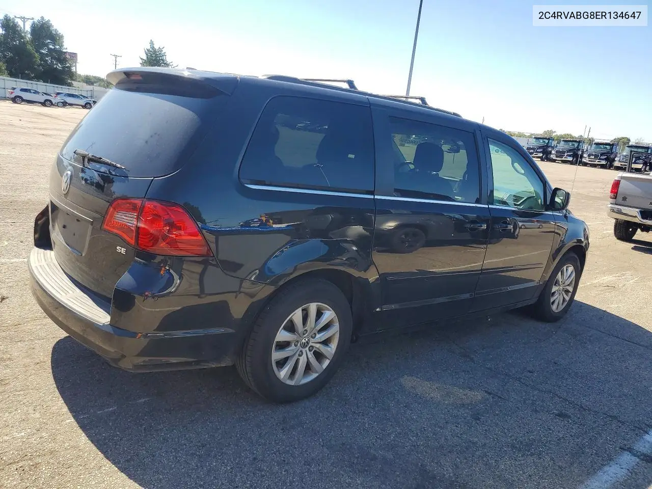 2014 VOLKSWAGEN ROUTAN VIN 2C4RVABG8ER134647 — фото 3